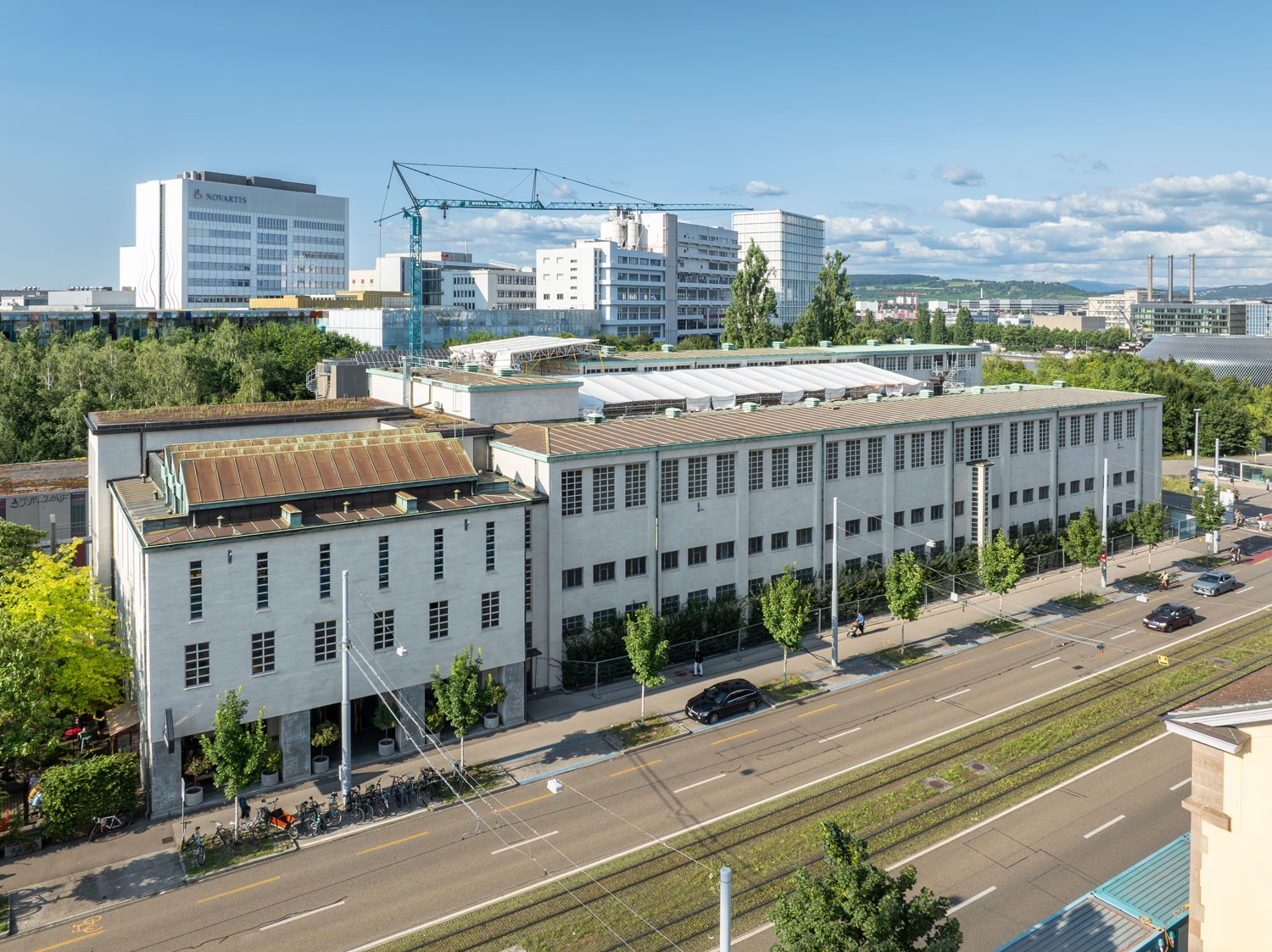 D'ici 2029, IWB veut rénover toutes les installations électriques de la sous-station Volta à Bâle, vieille de presque 100 ans, et rendre le bâtiment conforme aux normes parasismiques.