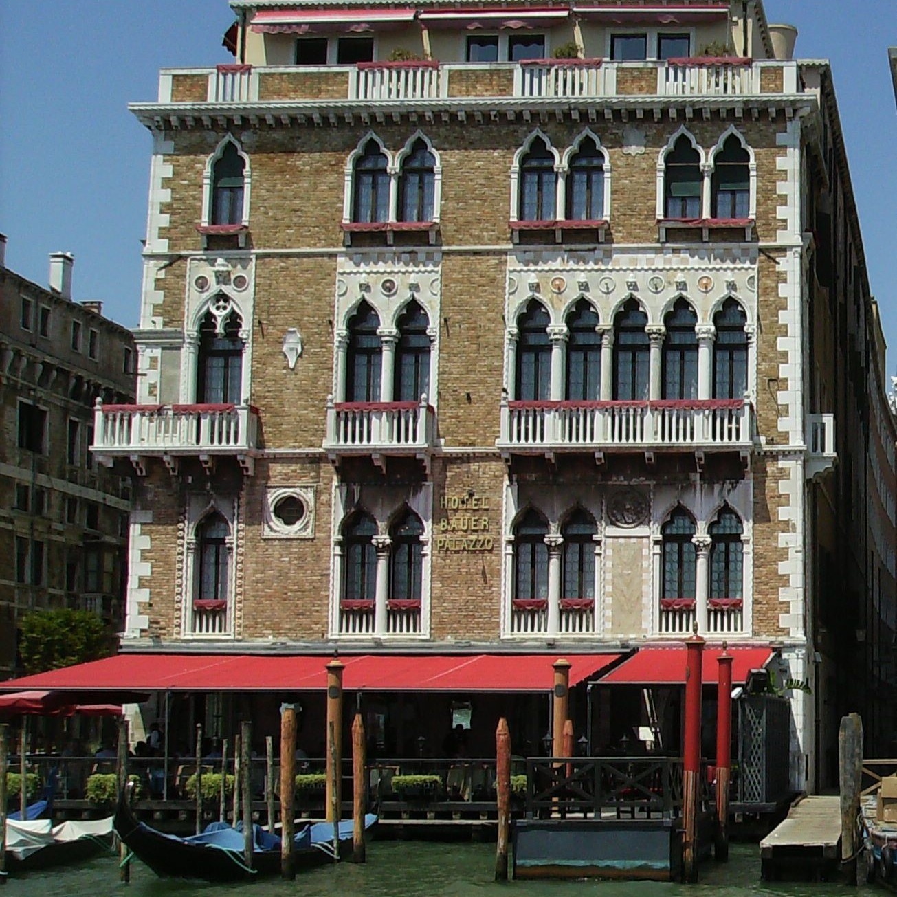 Lors du changement de propriétaire de l'hôtel Bauer sur le Grand Canal à Venise, des sommes importantes circulent.