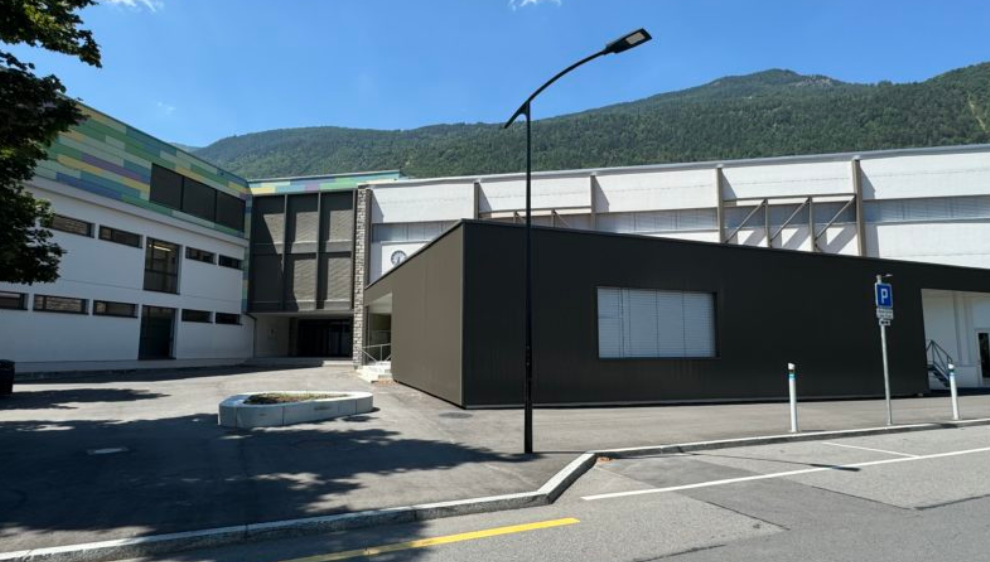 La Ville de Martigny invite ses habitants à découvrir les améliorations de la salle de gym de l'école de Martigny-Bourg et partager un moment agréable.