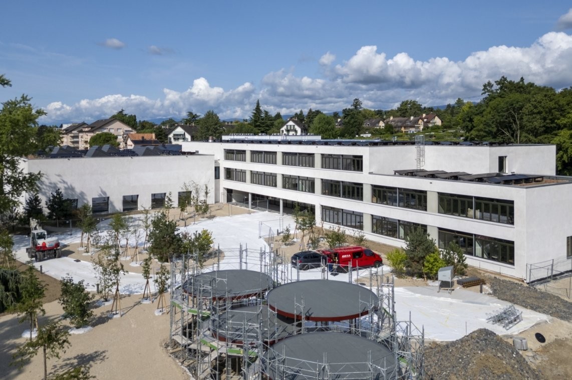 Ecologique et innovant, le nouveau Collège de Chanel ouvre ses portes à Morges.