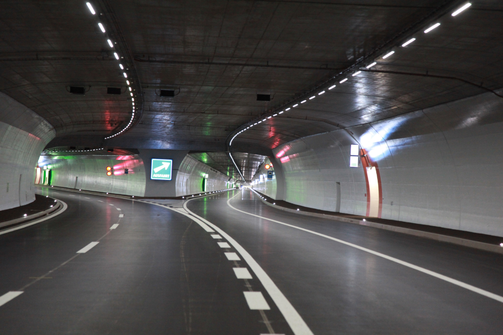 Les développements de l’autoroute A9 dans le Haut-Valais se poursuivent avec l'ouverture de deux tronçons l'année prochaine.