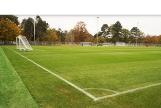 Les travaux réalisés à Vessy améliorent les conditions d'entraînement des professionnels et amateurs du football genevois, répondant ainsi à un besoin réel.