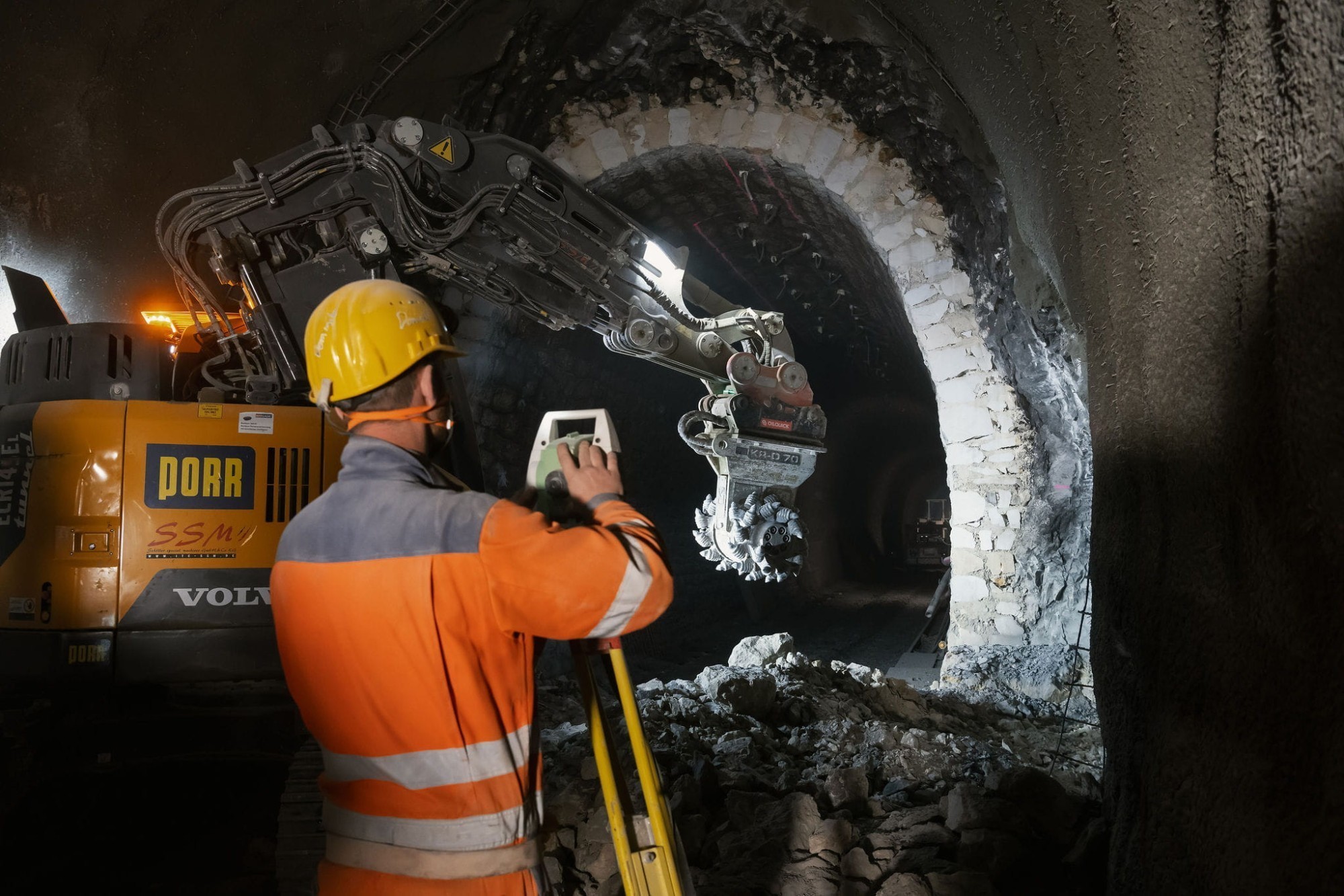 L'assainissement du tunnel du Weissenstein sur la ligne ferroviaire à voie unique Soleure-Moutier durera trois mois de plus que prévu.