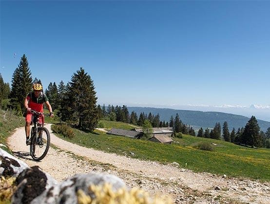 Le canton de Neuchâtel révise le Plan directeur de mobilité cyclable et élabore un Plan directeur cantonal VTT