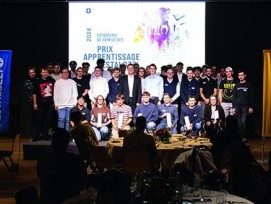 43 diplômés ont reçu le Prix Apprentissage Pestalozzi 2024 pour l'excellence de leur formation.